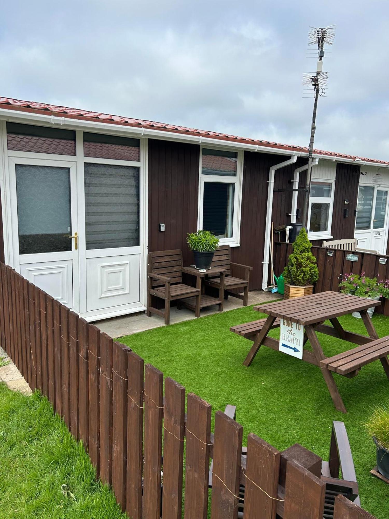 Cozy Seaside Chalet In Bridlington Eksteriør bilde
