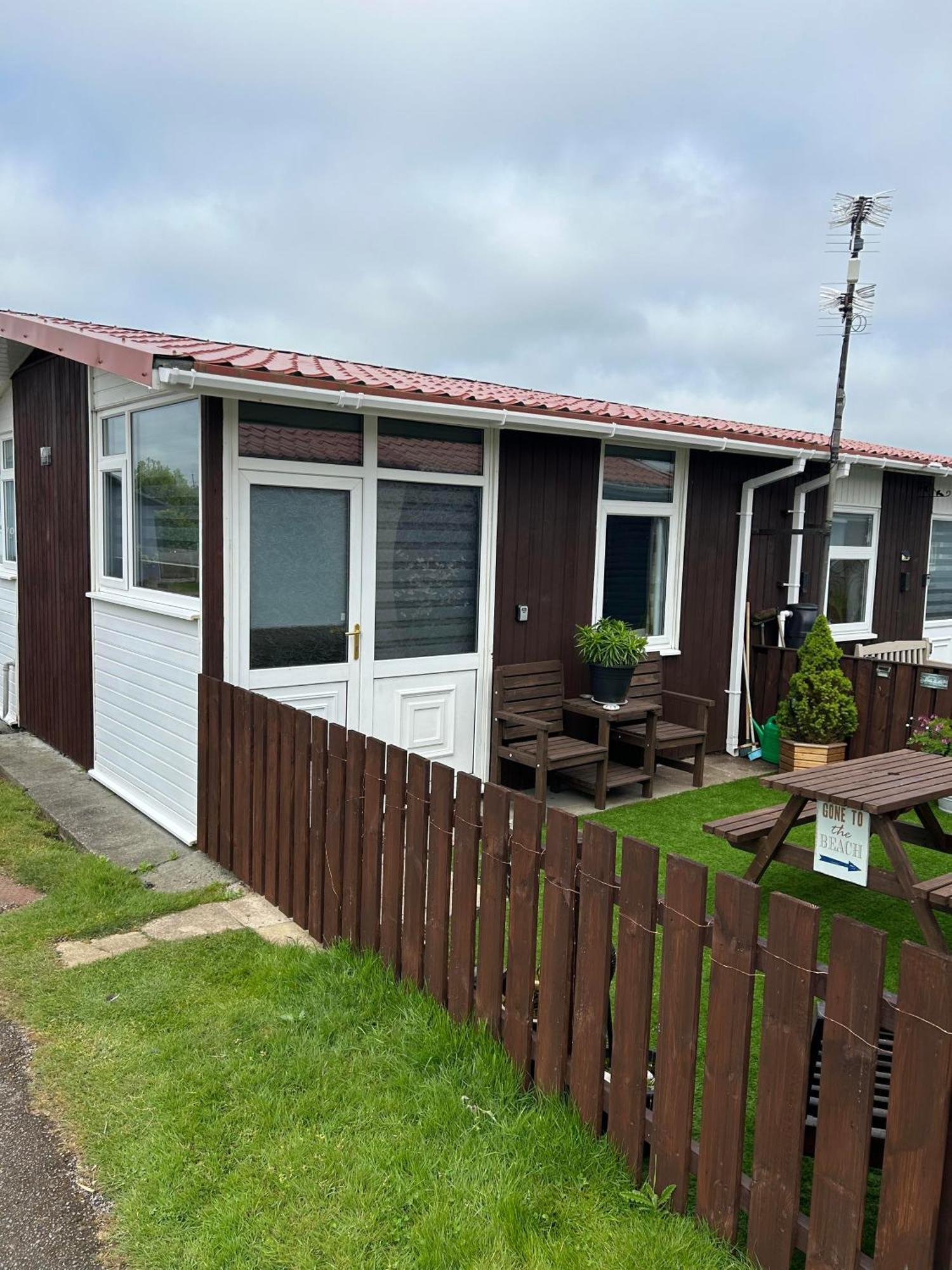 Cozy Seaside Chalet In Bridlington Eksteriør bilde